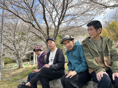 ①