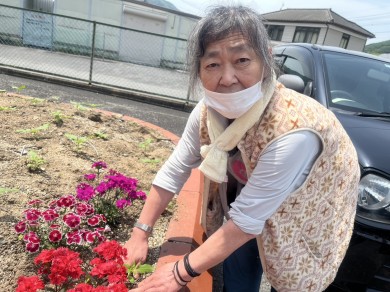 ③長宗さん夏花植える