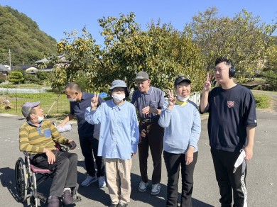写真　②居森、竹下、丸山、浜田、松岡、亀山